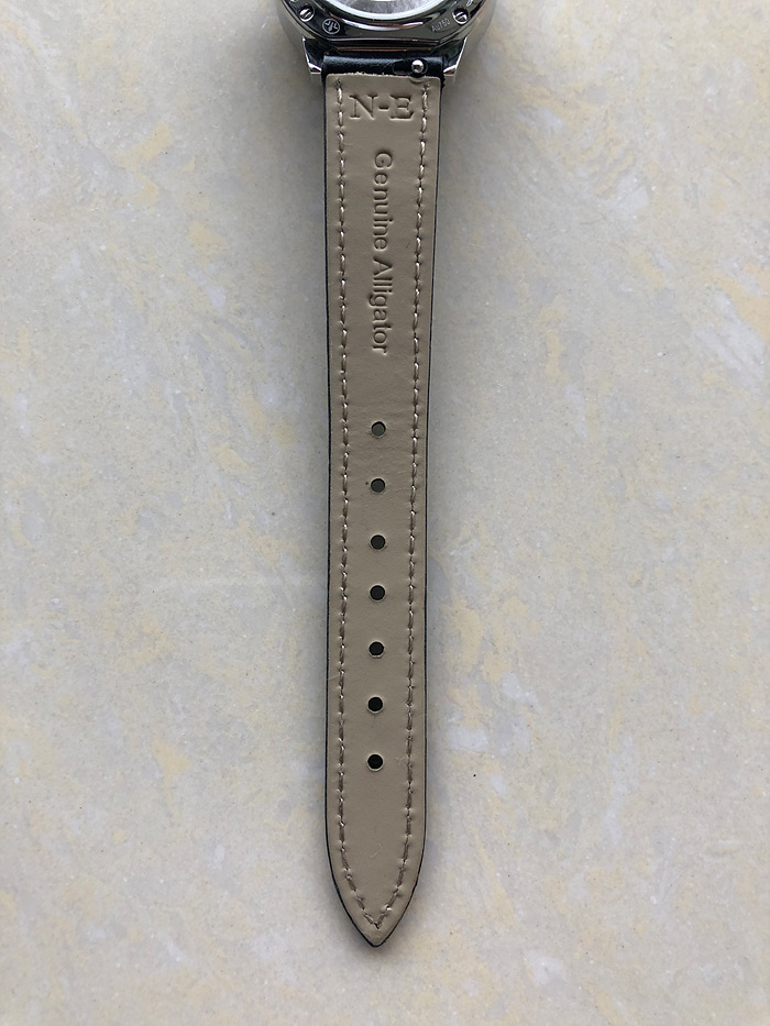 OX공장 랑데뷰 29MM 화이트다이얼 가죽스트랩 Rendez-Vous 29mm SS White Dial Diamonds Bezel and Markers on Black Leather Strap A967 출고 전 실물 검수사진 11
