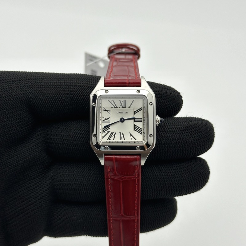 F1공장 까르띠에 산토스 뒤몽 27.5 스틸 실버다이얼 레드가죽스트랩 Santos Dumont 27.5mm IWSF Best Edition Silver Dial on Red Leather Strap Quartz 출고 전 실물 검수사진 1